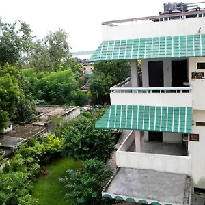 Om Guest house Varanasi