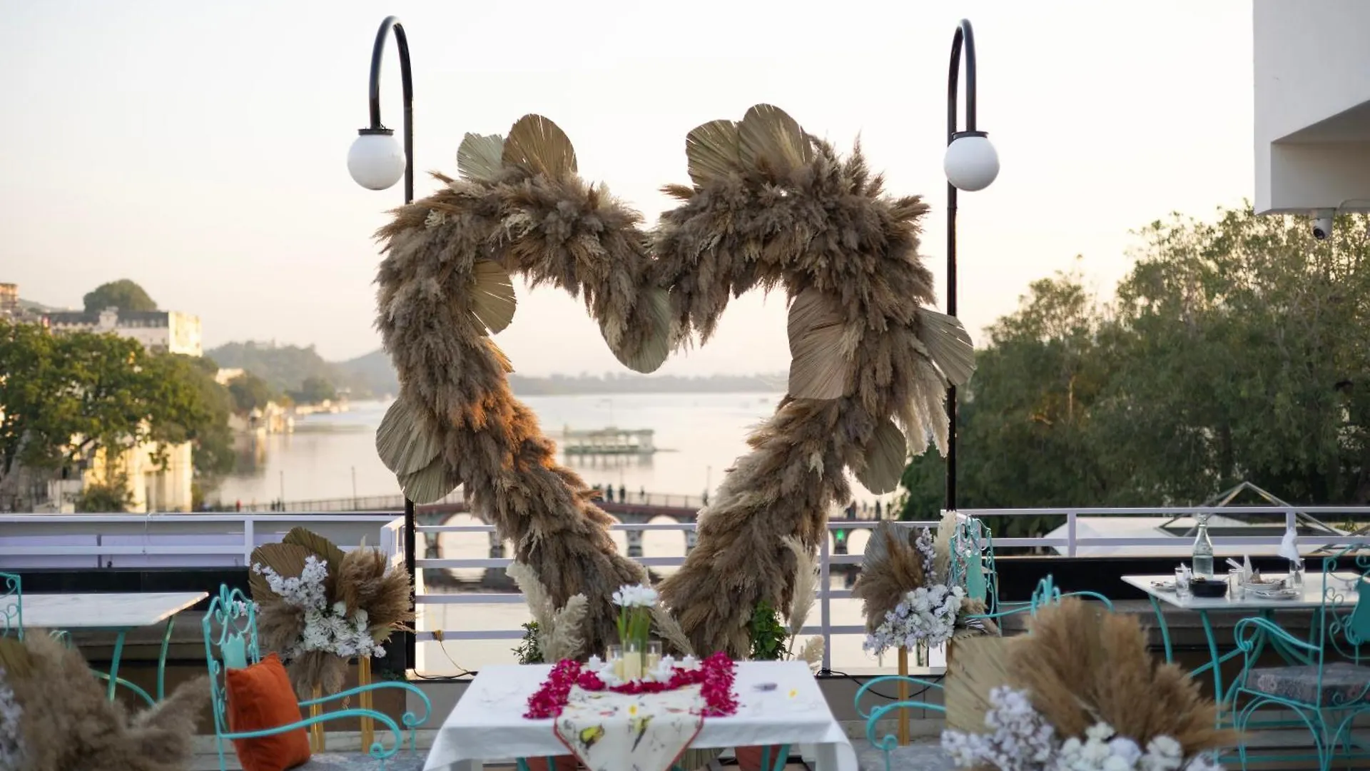 Hide-In Udaipur - A Lake View Boutique Hotel